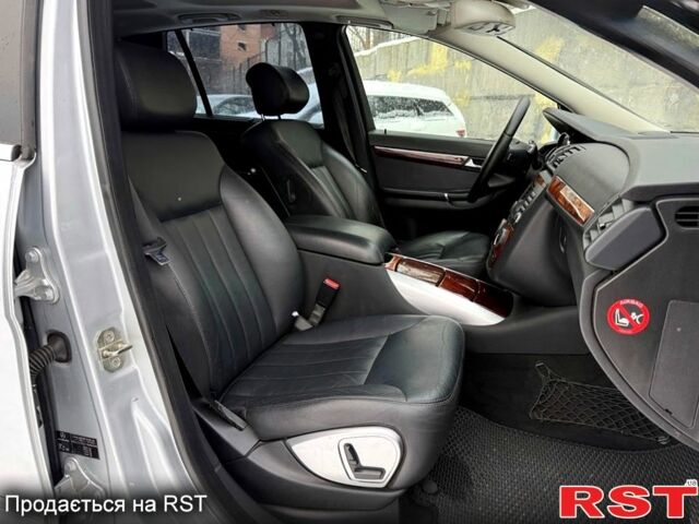 Серый Мерседес Р-Класс, объемом двигателя 3 л и пробегом 350 тыс. км за 10200 $, фото 2 на Automoto.ua