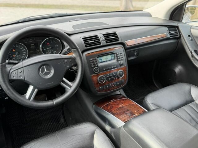 Сірий Мерседес Р-Клас, об'ємом двигуна 3 л та пробігом 212 тис. км за 9800 $, фото 7 на Automoto.ua