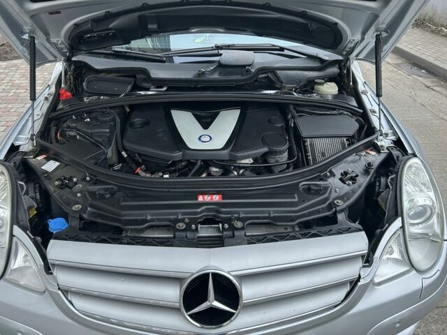 Сірий Мерседес Р-Клас, об'ємом двигуна 3 л та пробігом 500 тис. км за 8000 $, фото 6 на Automoto.ua