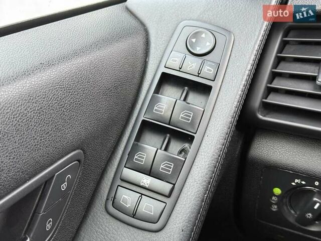 Серый Мерседес Р-Класс, объемом двигателя 3 л и пробегом 365 тыс. км за 9000 $, фото 22 на Automoto.ua