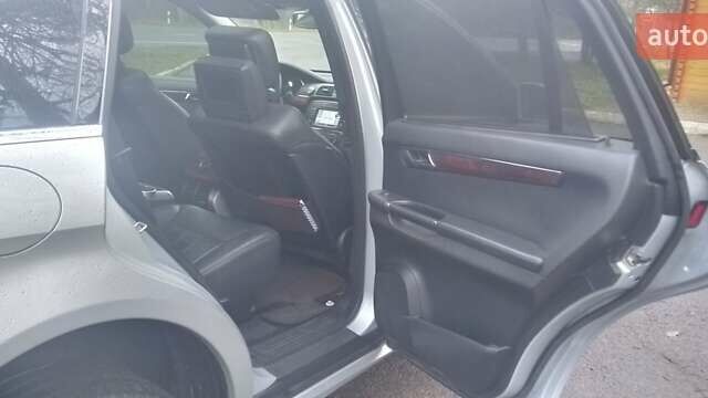 Серый Мерседес Р-Класс, объемом двигателя 2.99 л и пробегом 360 тыс. км за 8000 $, фото 4 на Automoto.ua