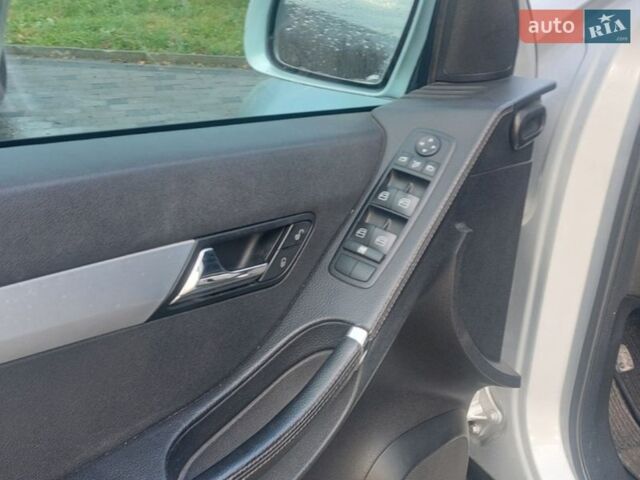 Сірий Мерседес Р-Клас, об'ємом двигуна 3 л та пробігом 270 тис. км за 7300 $, фото 9 на Automoto.ua