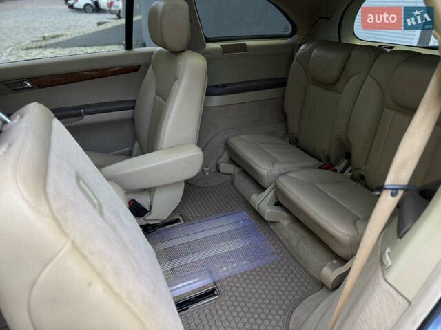 Мерседес Р-Клас 2006 у Чернівцях на Automoto.ua Сірий Мерседес Р-Клас, об'ємом двигуна 2.99 л та пробігом 209 тис. км за 7700 $, фото 7 на Automoto.ua