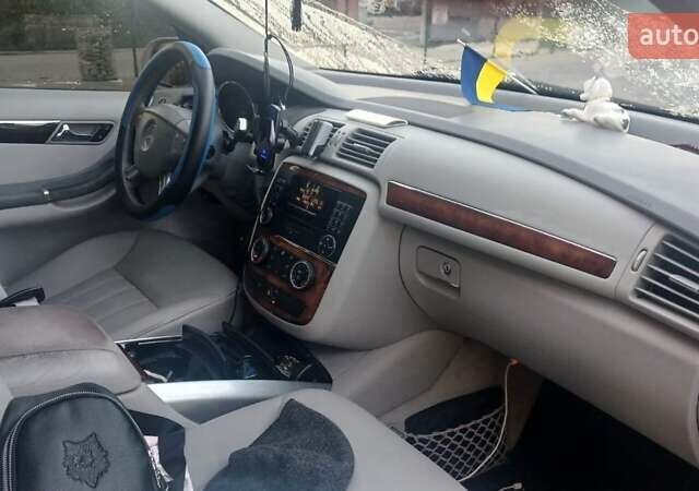 Сірий Мерседес Р-Клас, об'ємом двигуна 2.99 л та пробігом 398 тис. км за 9300 $, фото 4 на Automoto.ua