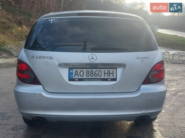 Сірий Мерседес Р-Клас, об'ємом двигуна 3 л та пробігом 270 тис. км за 7300 $, фото 2 на Automoto.ua