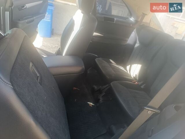 Серый Мерседес Р-Класс, объемом двигателя 2.99 л и пробегом 375 тыс. км за 10200 $, фото 13 на Automoto.ua