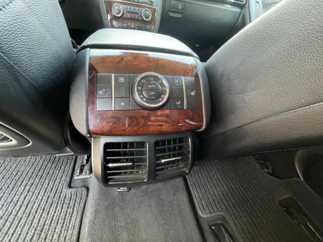 Сірий Мерседес Р-Клас, об'ємом двигуна 3 л та пробігом 300 тис. км за 4650 $, фото 16 на Automoto.ua