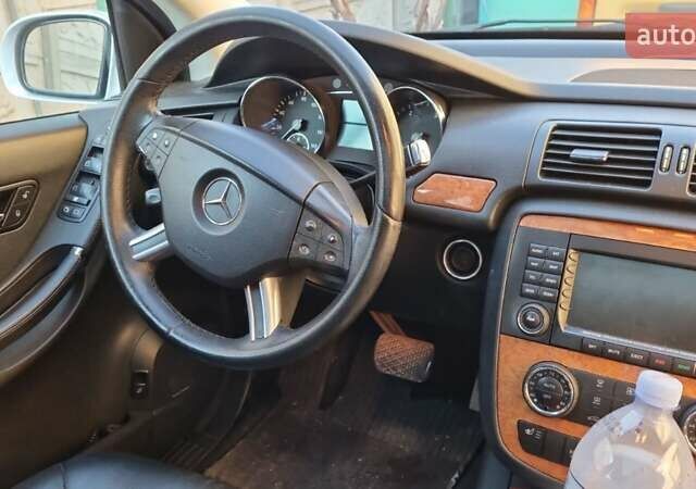 Сірий Мерседес Р-Клас, об'ємом двигуна 3 л та пробігом 340 тис. км за 9000 $, фото 4 на Automoto.ua