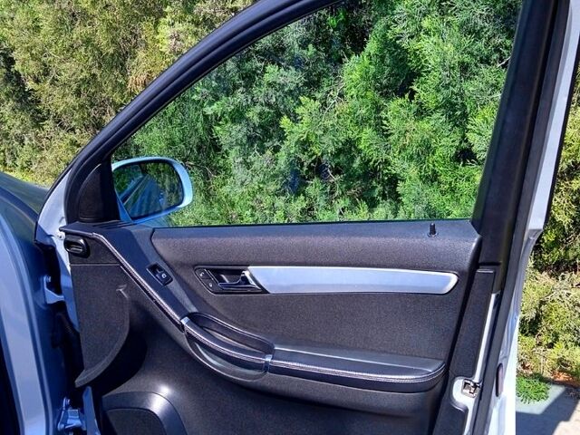 Серый Мерседес Р-Класс, объемом двигателя 3 л и пробегом 390 тыс. км за 8000 $, фото 6 на Automoto.ua