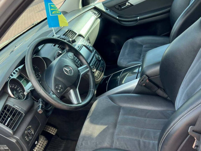 Сірий Мерседес Р-Клас, об'ємом двигуна 3 л та пробігом 257 тис. км за 8900 $, фото 5 на Automoto.ua