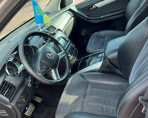 Сірий Мерседес Р-Клас, об'ємом двигуна 3 л та пробігом 257 тис. км за 9500 $, фото 5 на Automoto.ua