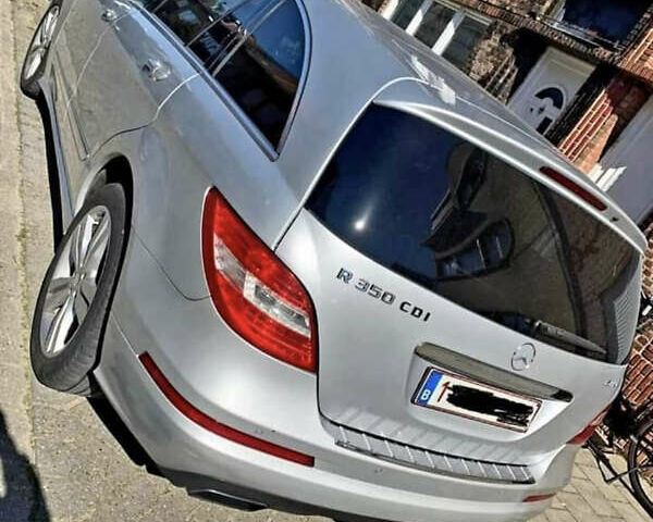 Сірий Мерседес Р-Клас, об'ємом двигуна 2.99 л та пробігом 360 тис. км за 15000 $, фото 3 на Automoto.ua