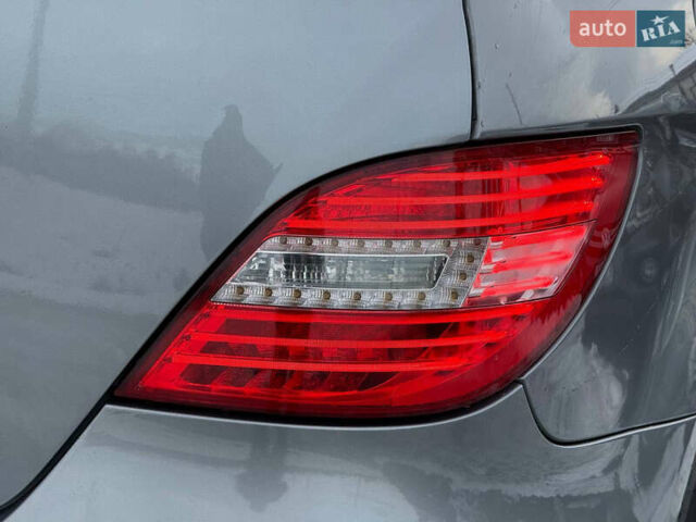 Серый Мерседес Р-Класс, объемом двигателя 2.99 л и пробегом 499 тыс. км за 10900 $, фото 24 на Automoto.ua