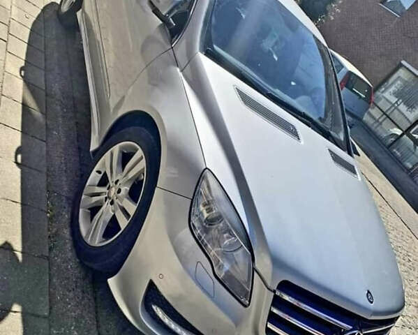 Сірий Мерседес Р-Клас, об'ємом двигуна 2.99 л та пробігом 360 тис. км за 15000 $, фото 5 на Automoto.ua