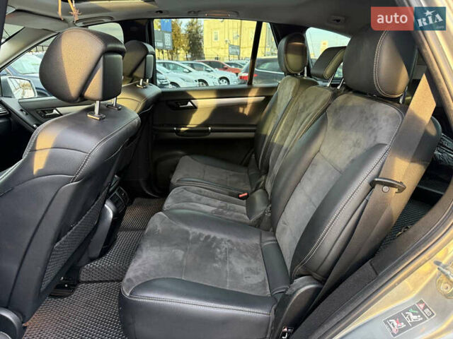 Сірий Мерседес Р-Клас, об'ємом двигуна 2.99 л та пробігом 499 тис. км за 10900 $, фото 37 на Automoto.ua