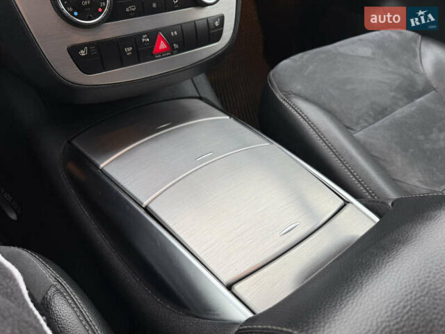 Серый Мерседес Р-Класс, объемом двигателя 3 л и пробегом 256 тыс. км за 11900 $, фото 47 на Automoto.ua