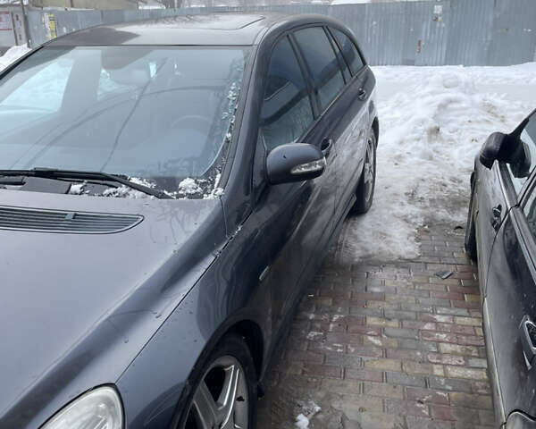 Серый Мерседес Р-Класс, объемом двигателя 2.99 л и пробегом 256 тыс. км за 8600 $, фото 2 на Automoto.ua