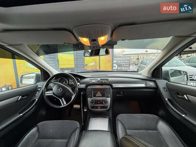 Серый Мерседес Р-Класс, объемом двигателя 2.99 л и пробегом 499 тыс. км за 10900 $, фото 4 на Automoto.ua
