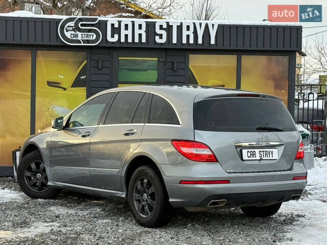 Серый Мерседес Р-Класс, объемом двигателя 2.99 л и пробегом 499 тыс. км за 10900 $, фото 2 на Automoto.ua