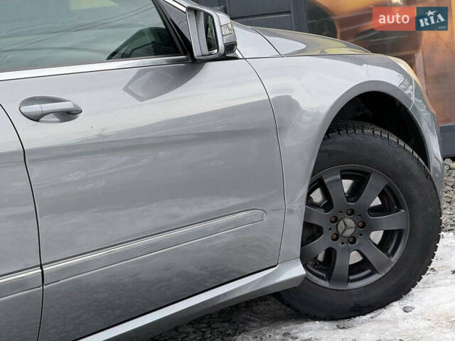 Серый Мерседес Р-Класс, объемом двигателя 2.99 л и пробегом 499 тыс. км за 10900 $, фото 25 на Automoto.ua