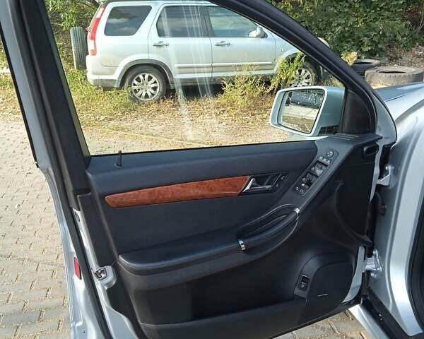 Серый Мерседес Р-Класс, объемом двигателя 3.5 л и пробегом 268 тыс. км за 9000 $, фото 11 на Automoto.ua