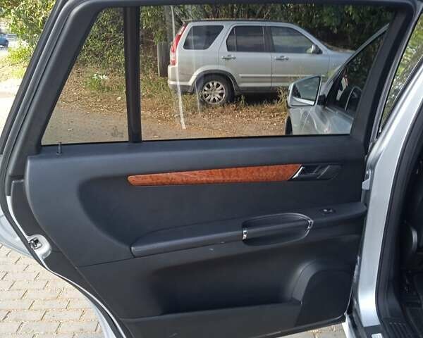 Серый Мерседес Р-Класс, объемом двигателя 3.5 л и пробегом 268 тыс. км за 9000 $, фото 14 на Automoto.ua