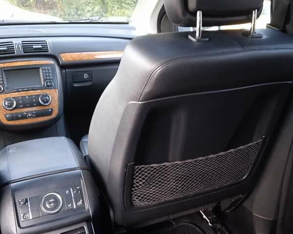 Серый Мерседес Р-Класс, объемом двигателя 3.5 л и пробегом 268 тыс. км за 10000 $, фото 26 на Automoto.ua