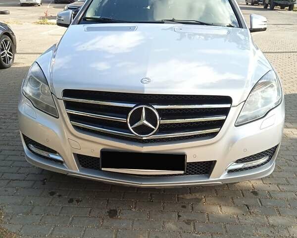 Серый Мерседес Р-Класс, объемом двигателя 3.5 л и пробегом 268 тыс. км за 9000 $, фото 1 на Automoto.ua