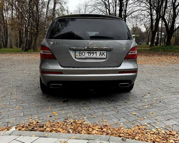 Серый Мерседес Р-Класс, объемом двигателя 3 л и пробегом 270 тыс. км за 16500 $, фото 4 на Automoto.ua