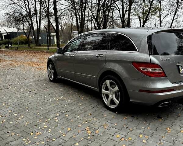 Серый Мерседес Р-Класс, объемом двигателя 3 л и пробегом 270 тыс. км за 16500 $, фото 10 на Automoto.ua