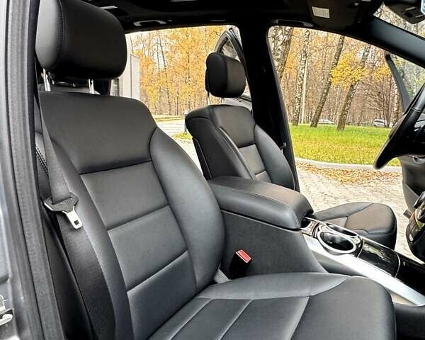 Серый Мерседес Р-Класс, объемом двигателя 3 л и пробегом 270 тыс. км за 16500 $, фото 26 на Automoto.ua