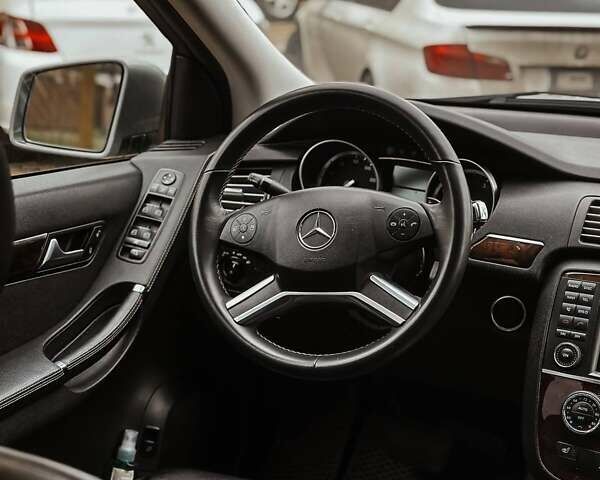 Сірий Мерседес Р-Клас, об'ємом двигуна 3 л та пробігом 237 тис. км за 15000 $, фото 7 на Automoto.ua