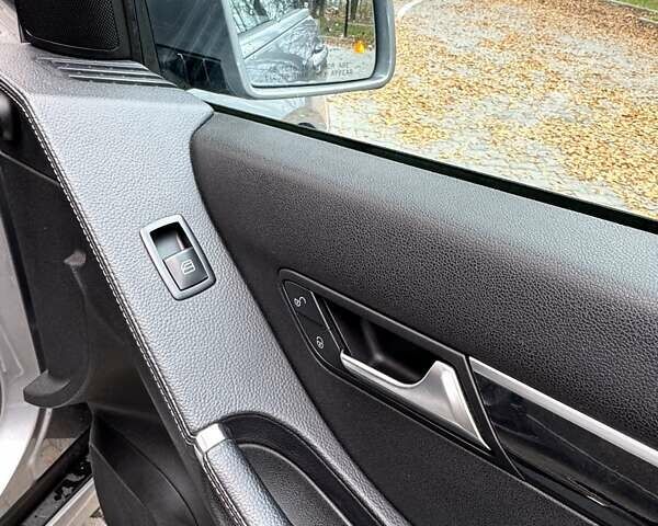 Серый Мерседес Р-Класс, объемом двигателя 3 л и пробегом 270 тыс. км за 16500 $, фото 24 на Automoto.ua