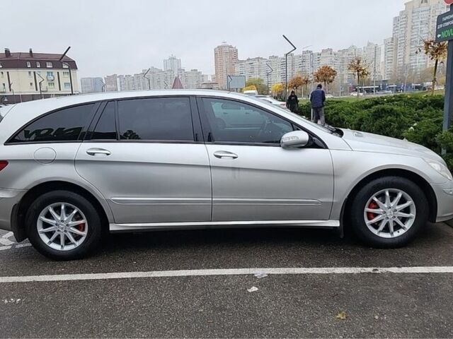 Серый Мерседес Р-Класс, объемом двигателя 3 л и пробегом 320 тыс. км за 11000 $, фото 2 на Automoto.ua