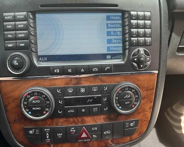 Серый Мерседес Р-Класс, объемом двигателя 3 л и пробегом 320 тыс. км за 10500 $, фото 32 на Automoto.ua