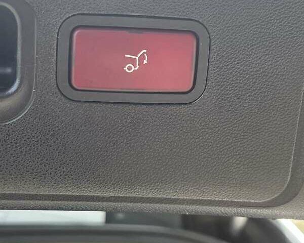 Серый Мерседес Р-Класс, объемом двигателя 3 л и пробегом 320 тыс. км за 10500 $, фото 34 на Automoto.ua