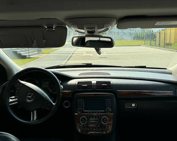 Серый Мерседес Р-Класс, объемом двигателя 3 л и пробегом 320 тыс. км за 10500 $, фото 24 на Automoto.ua