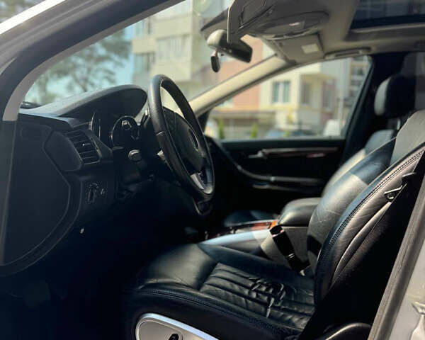 Серый Мерседес Р-Класс, объемом двигателя 3 л и пробегом 320 тыс. км за 10500 $, фото 27 на Automoto.ua