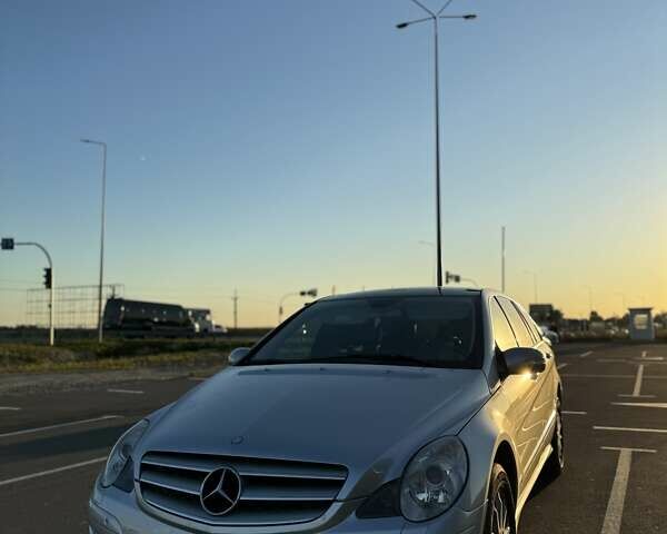 Серый Мерседес Р-Класс, объемом двигателя 3 л и пробегом 320 тыс. км за 10500 $, фото 23 на Automoto.ua