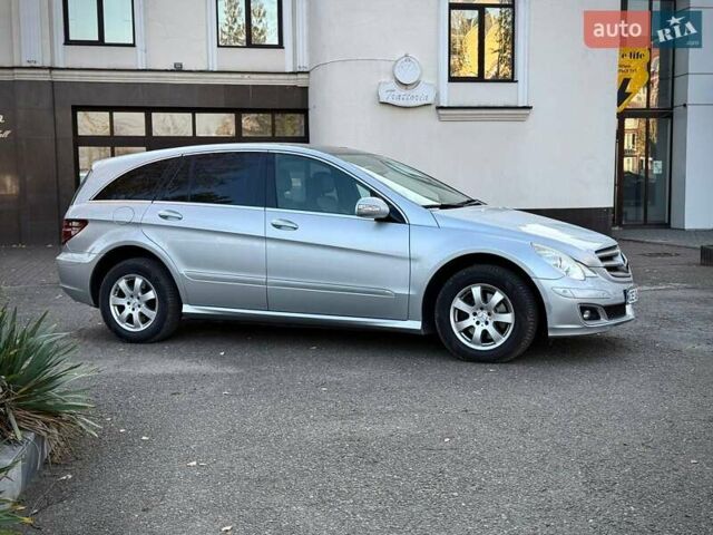 Сірий Мерседес Р-Клас, об'ємом двигуна 3 л та пробігом 275 тис. км за 9900 $, фото 6 на Automoto.ua