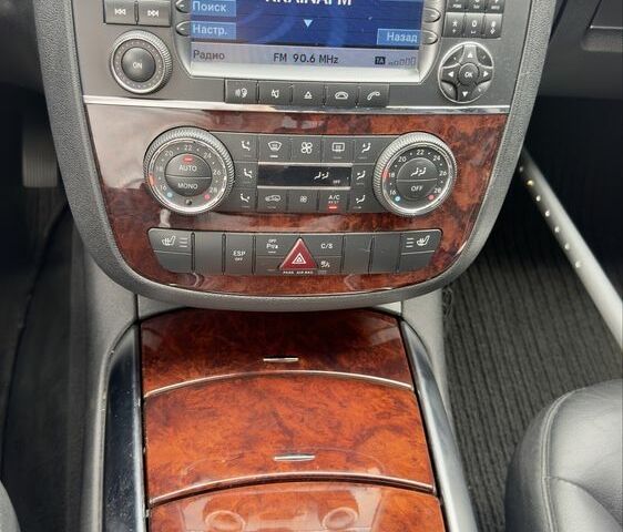 Серый Мерседес Р-Класс, объемом двигателя 3 л и пробегом 340 тыс. км за 5500 $, фото 10 на Automoto.ua