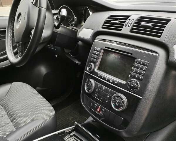 Сірий Мерседес Р-Клас, об'ємом двигуна 2.99 л та пробігом 272 тис. км за 9999 $, фото 7 на Automoto.ua