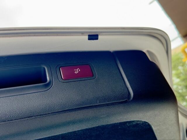 Серый Мерседес Р-Класс, объемом двигателя 3 л и пробегом 340 тыс. км за 5500 $, фото 11 на Automoto.ua