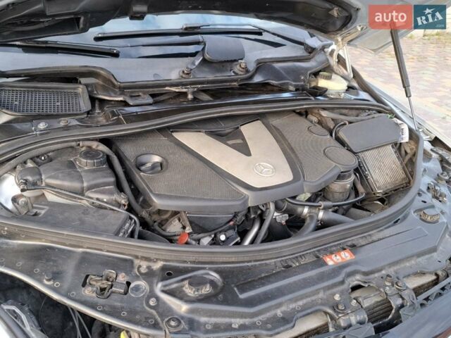 Сірий Мерседес Р-Клас, об'ємом двигуна 3 л та пробігом 323 тис. км за 8888 $, фото 15 на Automoto.ua
