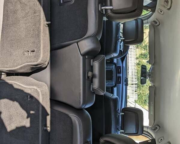 Серый Мерседес Р-Класс, объемом двигателя 2.99 л и пробегом 370 тыс. км за 10000 $, фото 6 на Automoto.ua