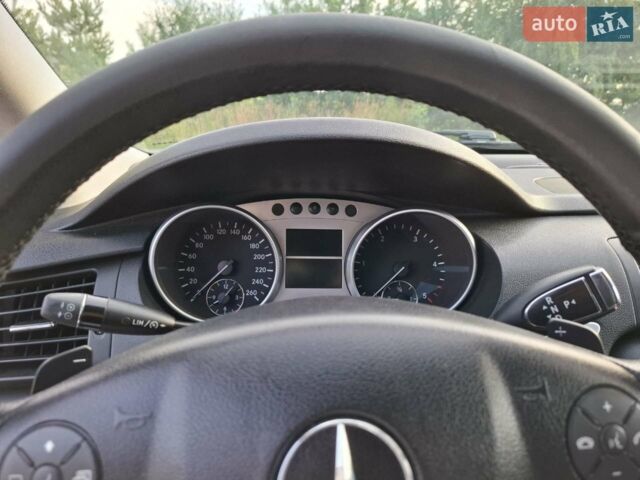Сірий Мерседес Р-Клас, об'ємом двигуна 3 л та пробігом 323 тис. км за 8888 $, фото 4 на Automoto.ua