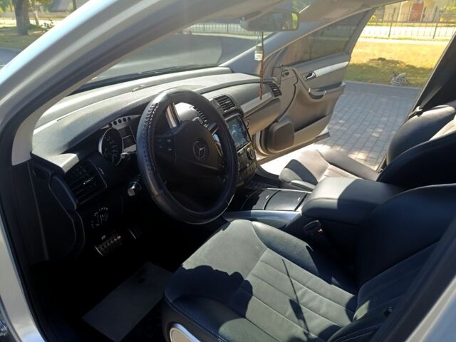 Серый Мерседес Р-Класс, объемом двигателя 3 л и пробегом 284 тыс. км за 8400 $, фото 5 на Automoto.ua