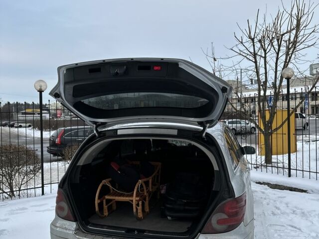 Серый Мерседес Р-Класс, объемом двигателя 3 л и пробегом 205 тыс. км за 11000 $, фото 6 на Automoto.ua