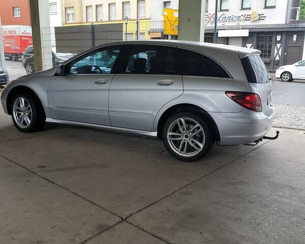 Сірий Мерседес Р-Клас, об'ємом двигуна 0 л та пробігом 240 тис. км за 10000 $, фото 2 на Automoto.ua