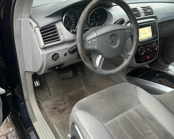 Синий Мерседес Р-Класс, объемом двигателя 2.99 л и пробегом 300 тыс. км за 10777 $, фото 11 на Automoto.ua